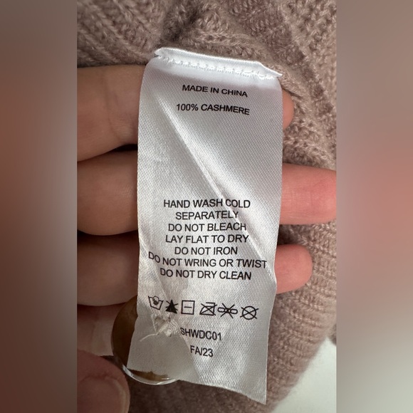 🌸 NWOT! QUINCE Mongolian Cashmere Oversized Boyfriend Cardigan MINK PINK S HTF 🌸 - Picture 9 of 11